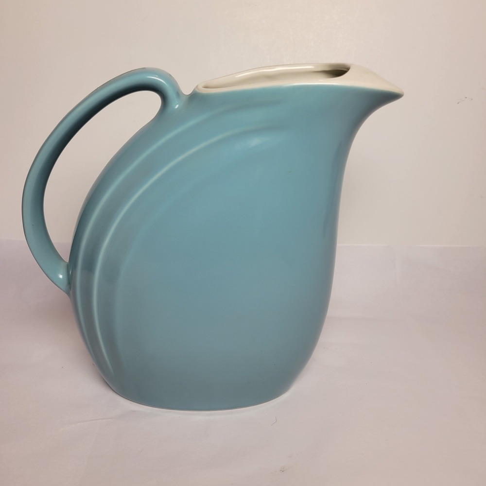 Vintage Hall Pottery Mid Century Nora‎ Pitcher Ice Lip Blue MCM